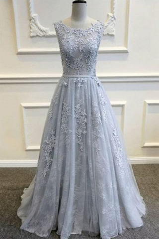 Chic Round Neck V Back Sweep Train Tulle Lace Appliques Prom Dresses