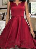 Erika A-line V-Neck Knee-Length Satin Homecoming Dress With Appliques Lace UKP0015307