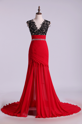 V-Neck Mermaid Prom Dresses With Ruffles & Black Applique Chiffon Bicolor