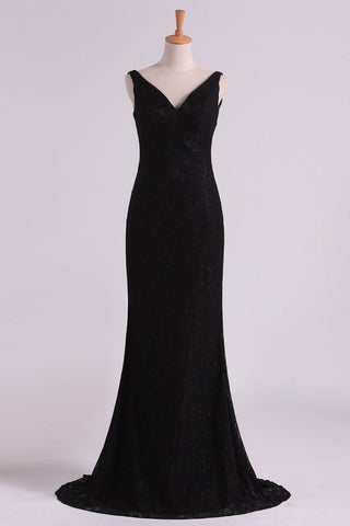 Black Lace Evening Dresses V Neck Open Back Sweep Train Sheath