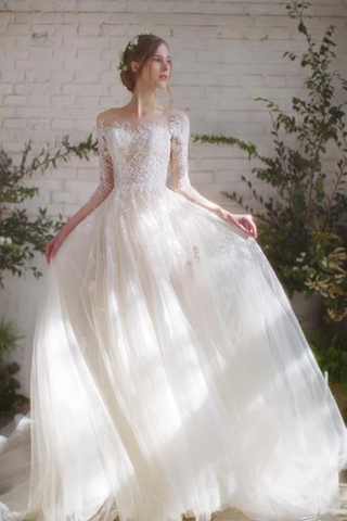 Wedding Dress With 3/4 Sleeves And Appliques Illusion Neckline