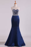 Sexy Open Back Halter Mermaid Prom Dresses Satin With Beading Floor Length