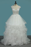 A Line With Applique Wedding Dresses Tulle Court Train