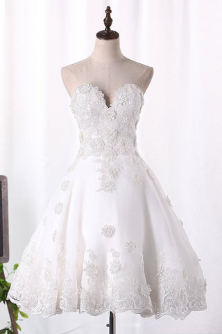 A Line Organza Wedding Dresses Sweetheart With Handmade Flowers