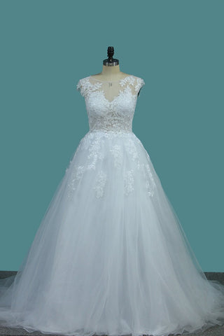 Tulle A Line Scoop Wedding Dresses With Applique Sweep Train