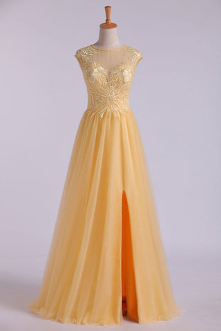 A Line Prom Dresses Bateau Tulle With Slit & Applique Floor Length