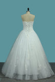 Strapless Ball Gown Tulle Wedding Dresses With Beads And Applique