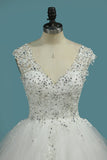 A Line With Applique Wedding Dresses Tulle Court Train