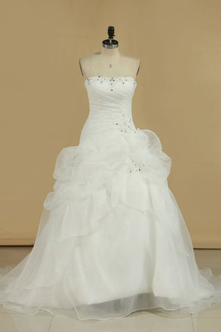 Wedding Dresses A-Line Sweetheart Court Train