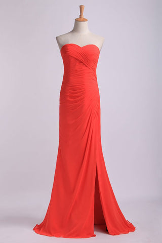 Sheath/Column Prom Dresses Sweetheart Chiffon With Slit And Ruffles Floor Length